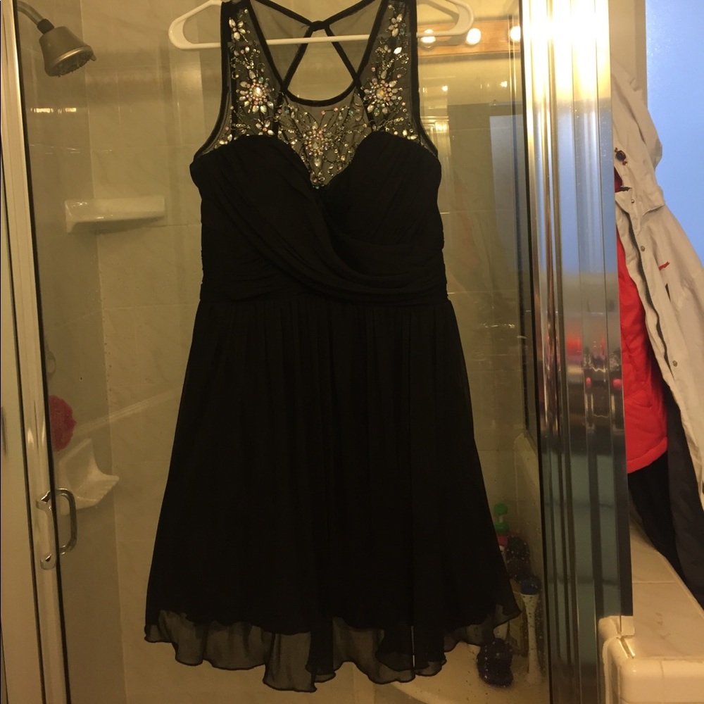 Black short prom dress