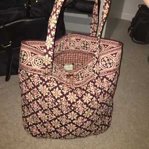 Moving sale! Vera Bradley tote