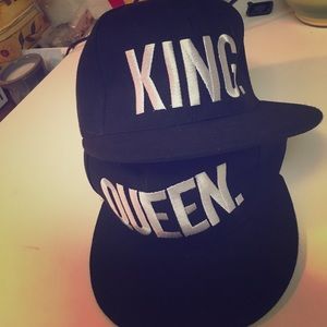 QUEEN AND KING MATCHING HATS