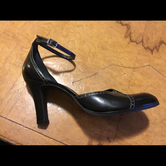 Franco Sarto black  heels, 3 in w/ ankle strap - Picture 3 of 4