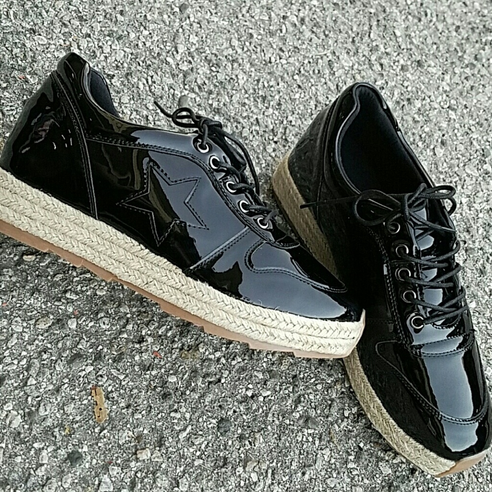 6, 7 & 8 🖤Patent Sneaker Oxnard Platfform - Picture 2 of 4