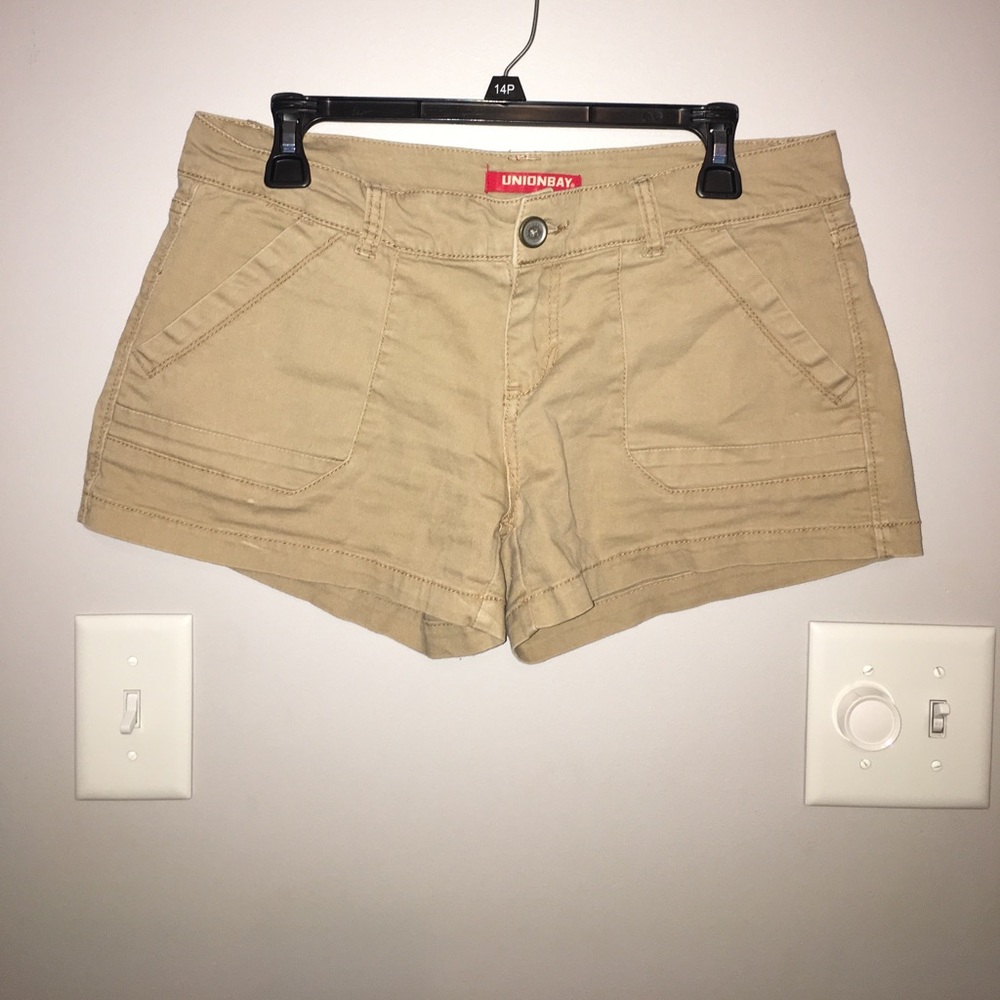 Union Bay khaki shorts