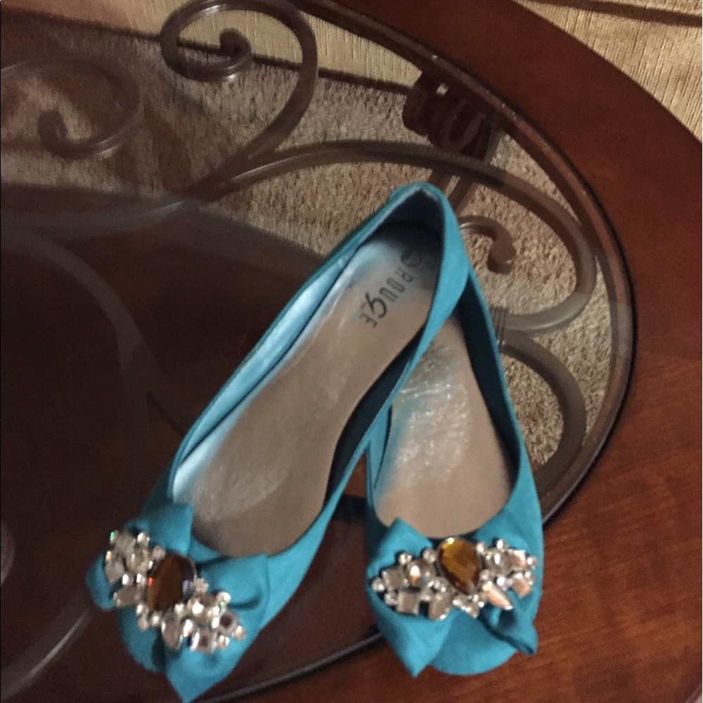 Ballet style flats