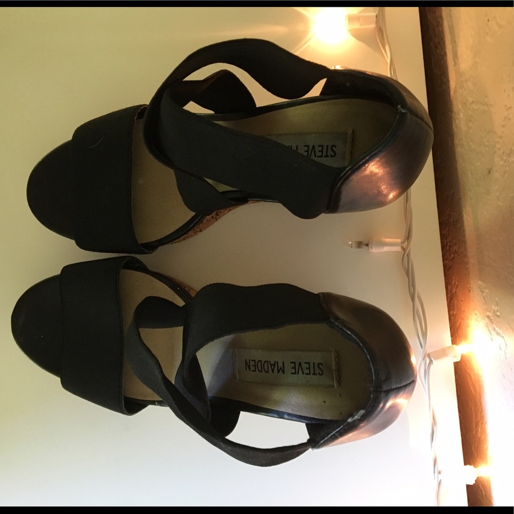 Black Steve Madden Wedges - Picture 3 of 3