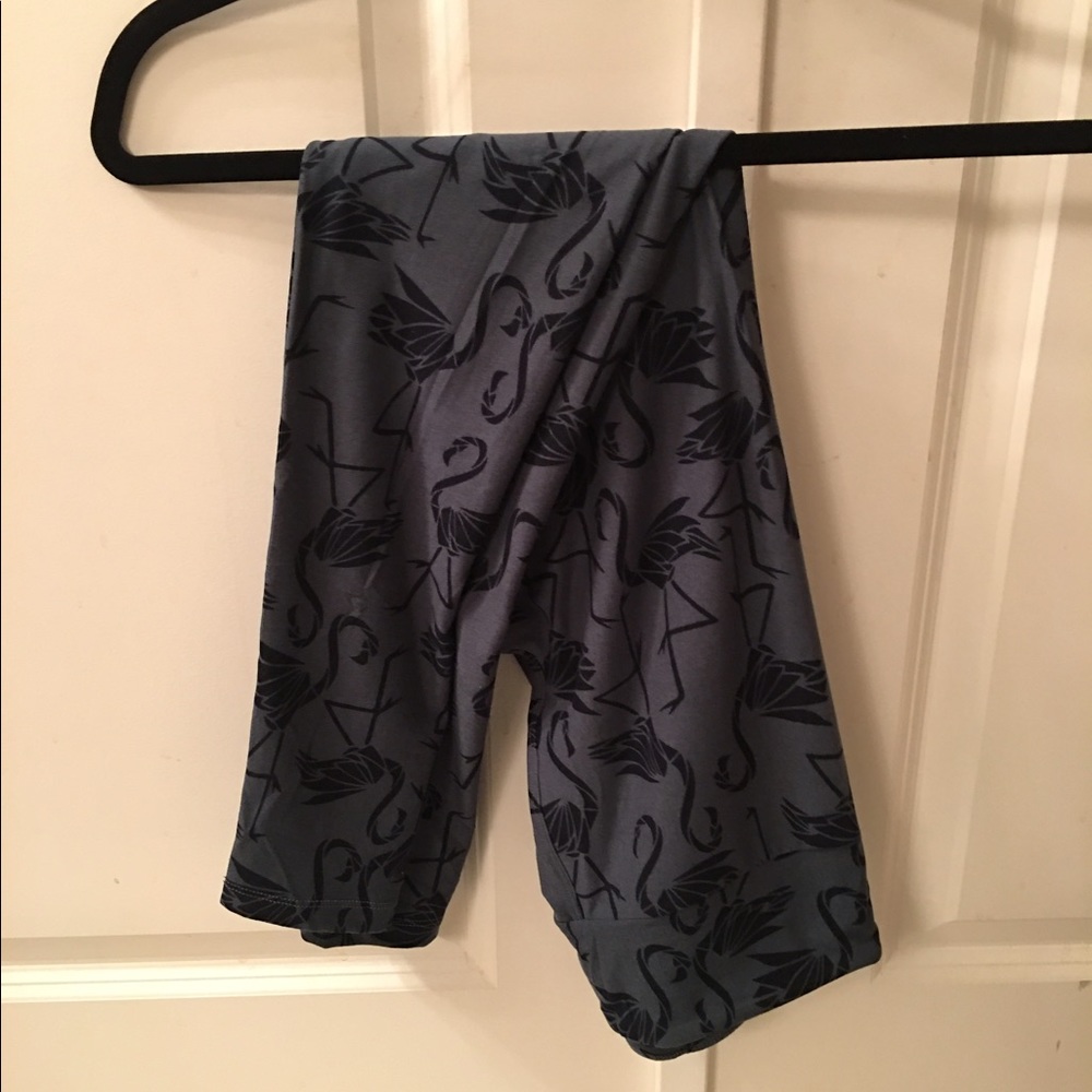 *New* LuLaRoe OS Leggings