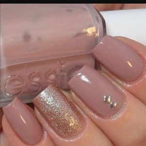 Meet your Posher, Maribel