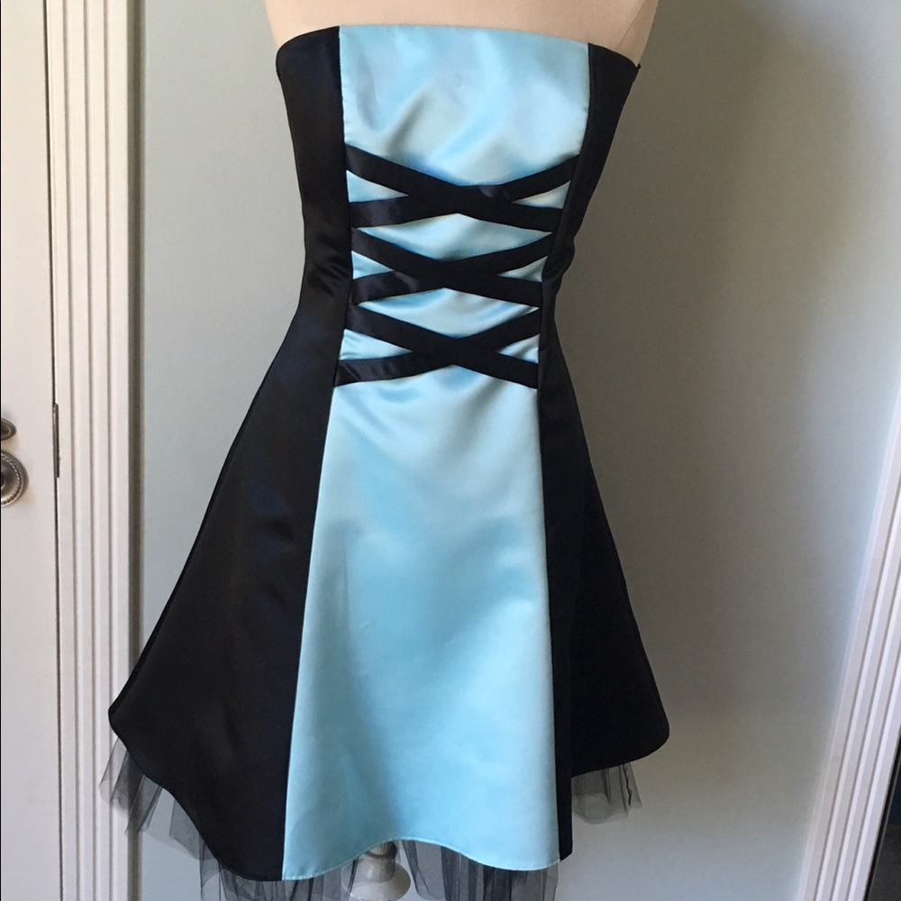 Beautiful knee length strapless dress