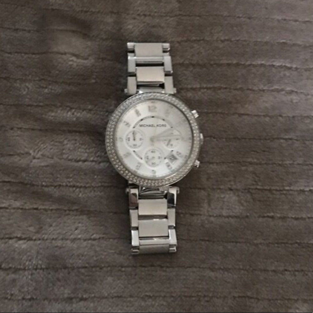 Michael kors watch slightly worn