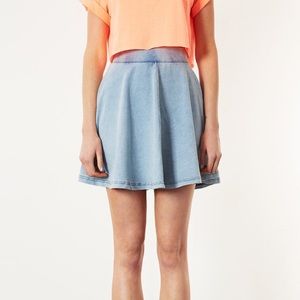 🌈 Topshop Denim Petite Skater Skirt (Size 2) 🌈