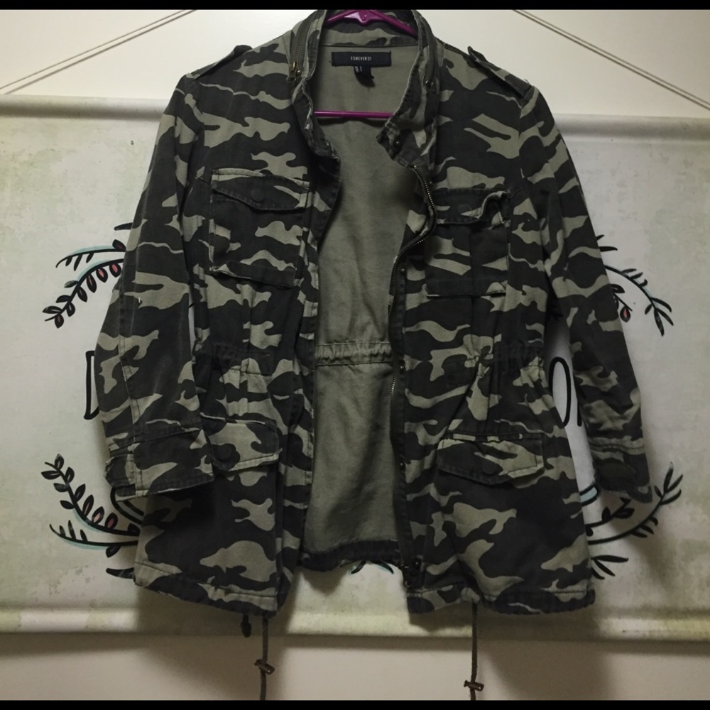 Camo Utility Jacket 💚