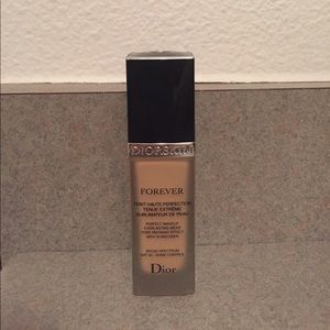 Dior Forever perfect foundation