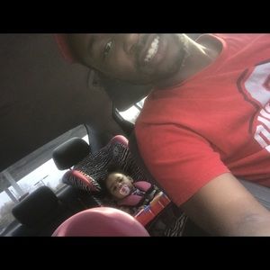 Meet your Posher, Deonte