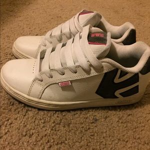Etnies sneakers