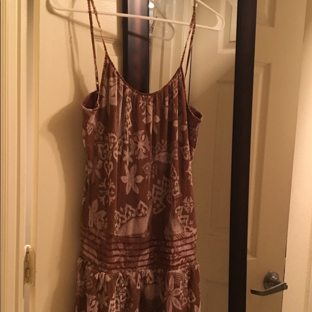 Cute sundress!