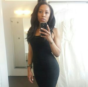 Meet your Posher, Monique! 😘