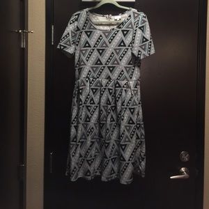 Size xl Lularoe Amelia never worn w/o tags