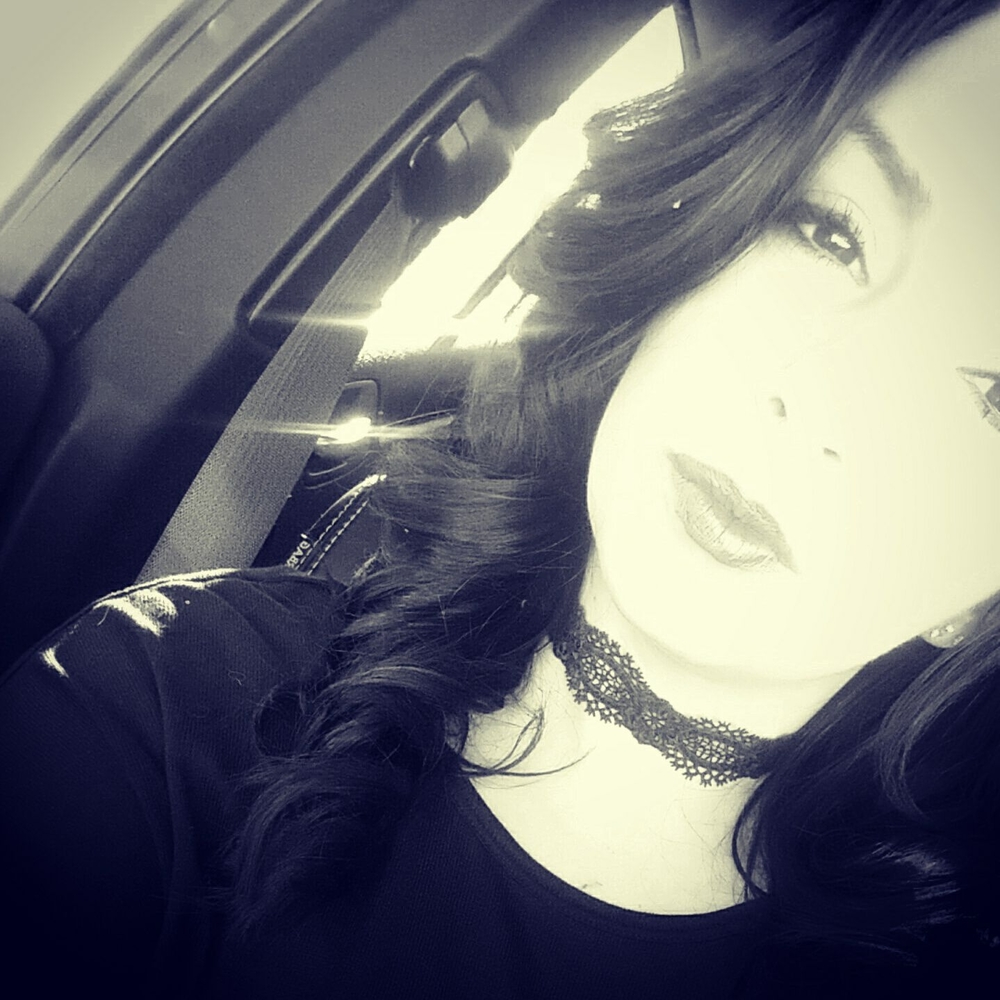 Meet your Posher, Lana