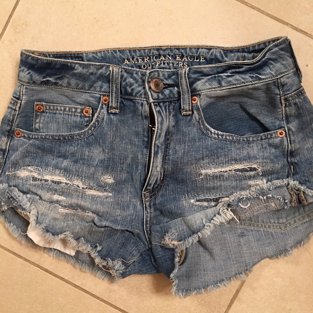 American Eagle Jean Shorts size 4.