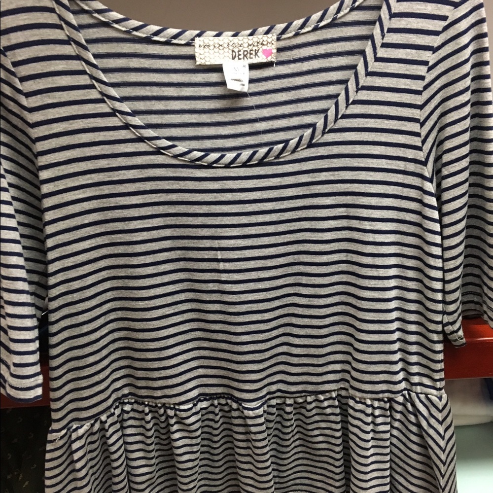Striped flowy shirt