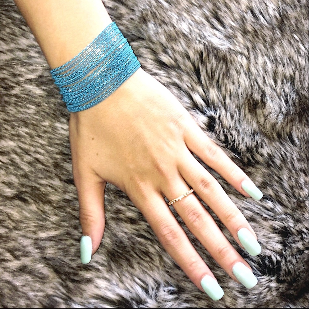 Turquoise and Gold Chain Bracelet