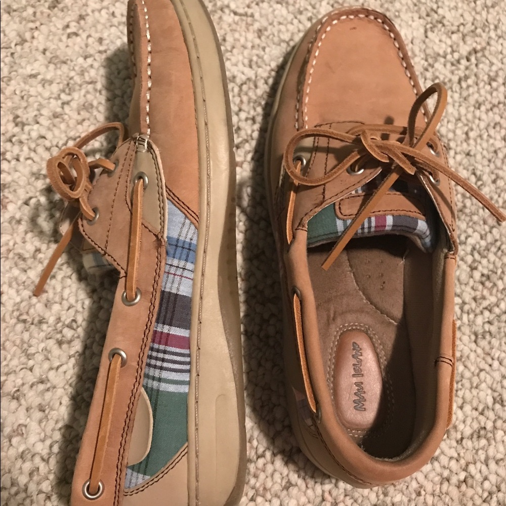 Sperry plaid shoes