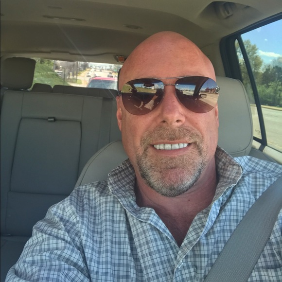 Meet your Posher, Kevin - Picture 1 of 1