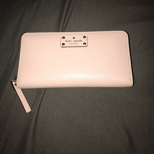 Kate Spade Zip Wallet