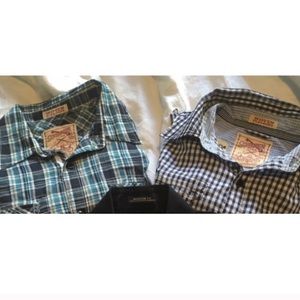 *BUNDLE* of 2 men’s shirts size M