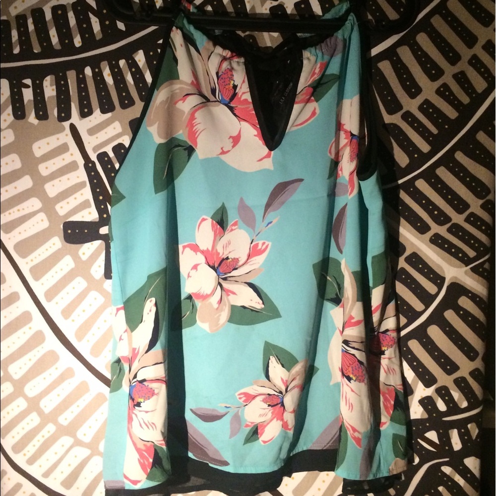 Floral tank with neck tie