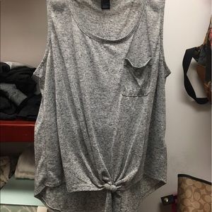 Grey tank top