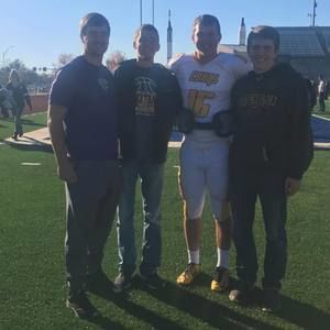 Meet your Posher, Alex