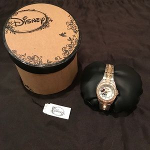 NWT Disney Minnie Mouse Watch