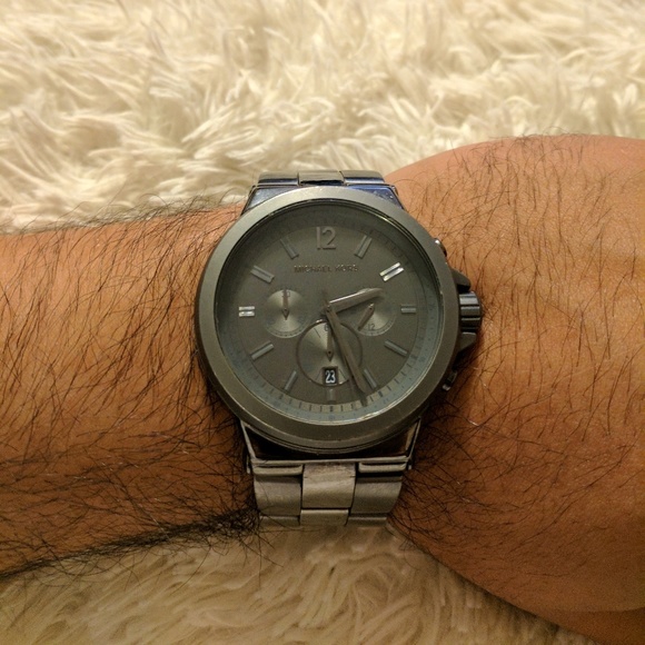 Michael Kors Watch - Picture 7 of 8