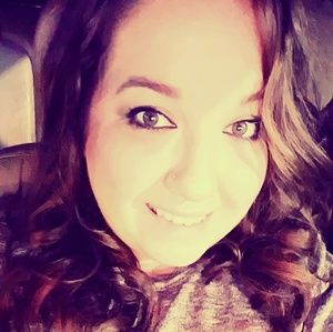 Meet your Posher, Melanie