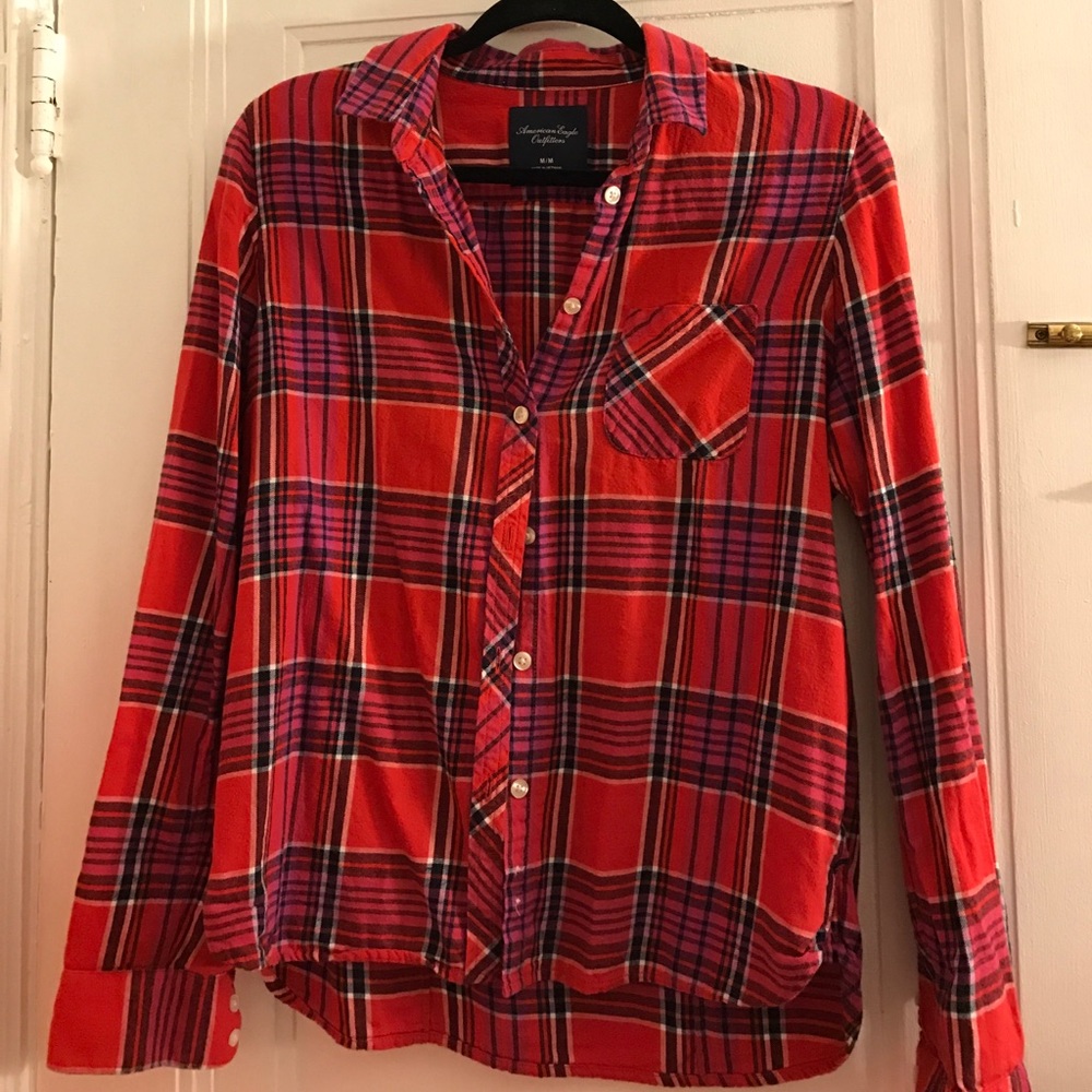 Red American Eagle flannel button down shirt