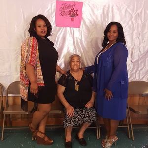 Meet your Posher, Theresa