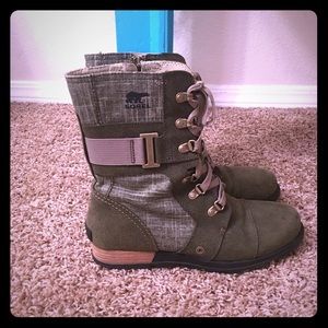 Sorel Major Carly Boot Pebble size 9