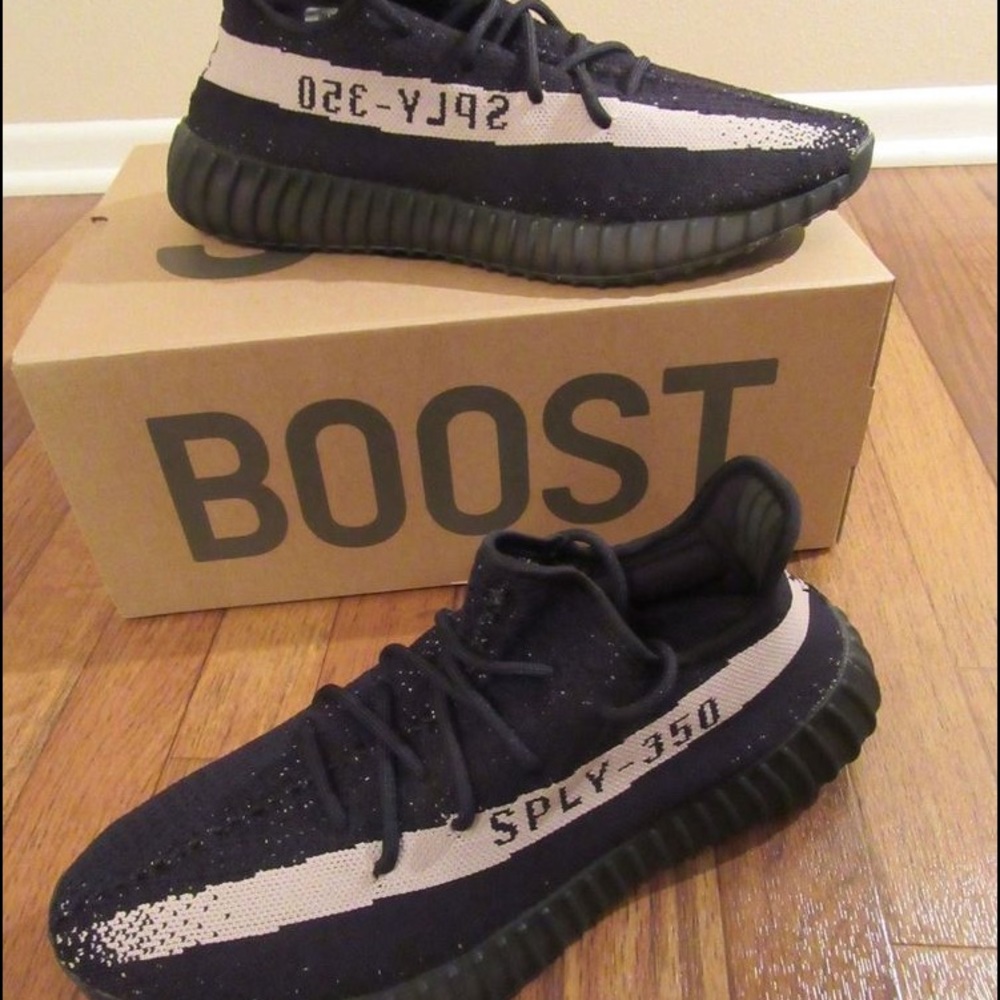 Yeezy Boost 350 Size 8❗️