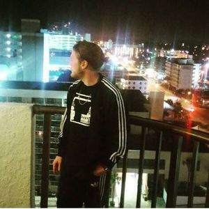 Meet your Posher, Robert