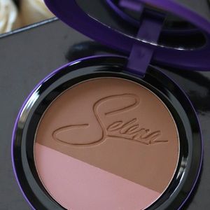 NWT LIMITED EDITION Selena Quintanilla MAC Compact