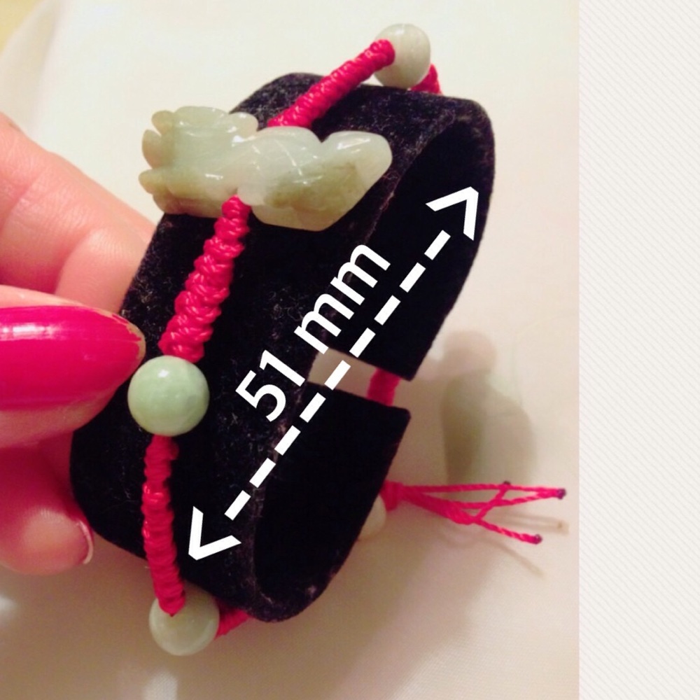 🌹This lucky dragon of bracelet is real Jade.🌹