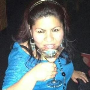 Meet your Posher, Ely