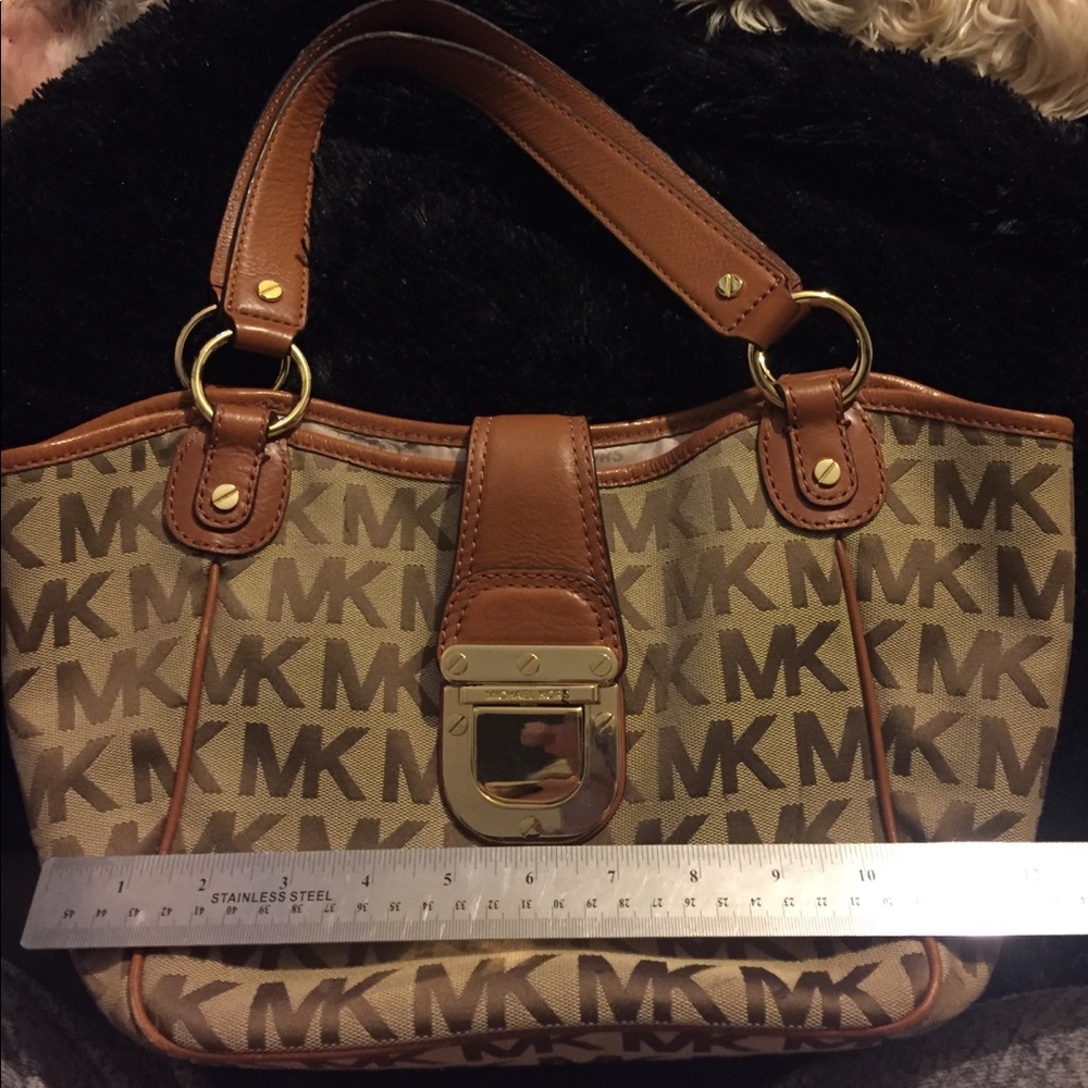 Michael Kors tote