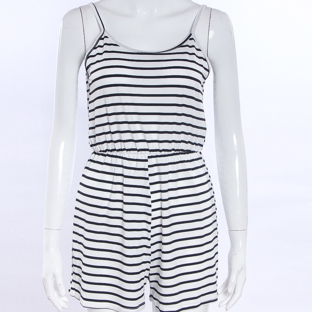 B/w stripe jumpsuit romper - Picture 2 of 4