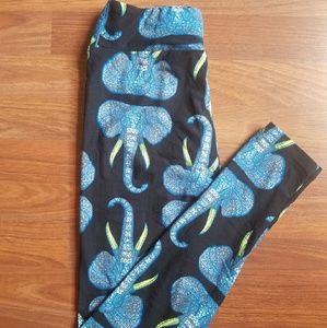 Lularoe *Unicorn* elephant leggings. VVHTF! OS