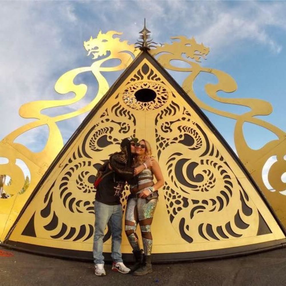 Meet your Posher, Love