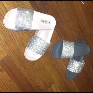 Glam slides