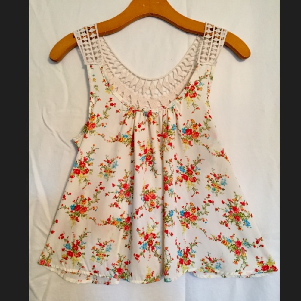 Women's Floral Blouse