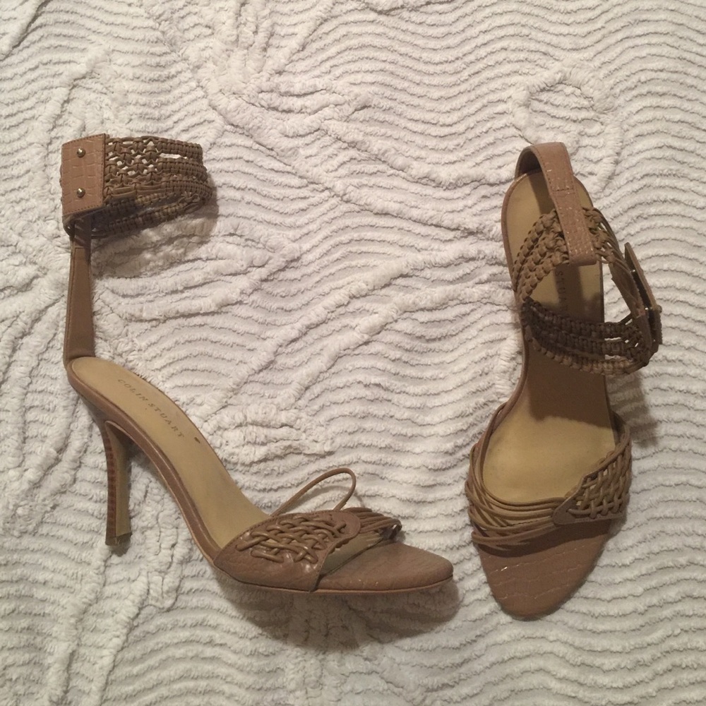 7 strappy beige tan sandal high heel pumps v/s