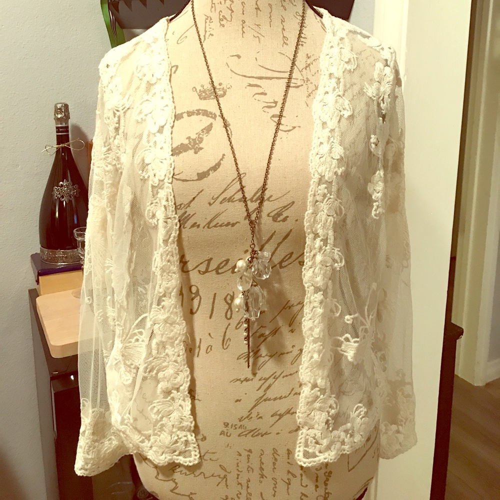 Festival Ready Gorgeous Beige Lace Top! 💋😍
